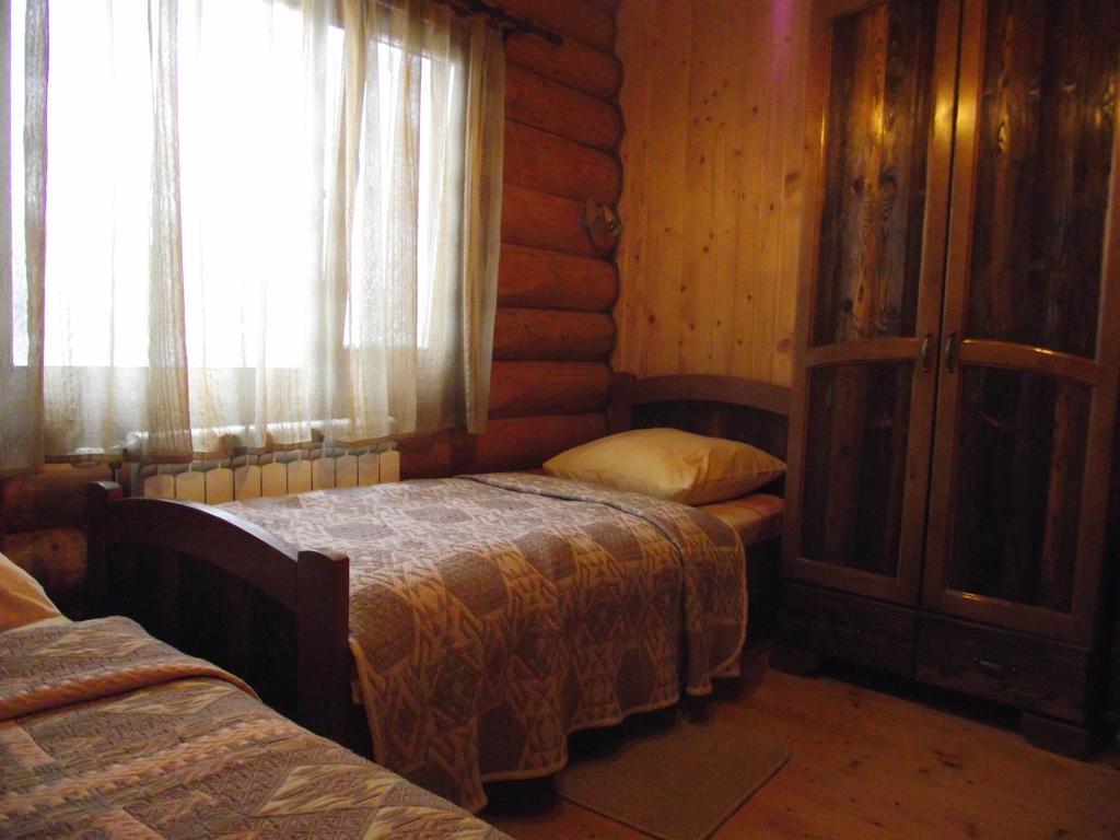 Spa Hotel Zoryani Karpaty Vyshka Bilik gambar