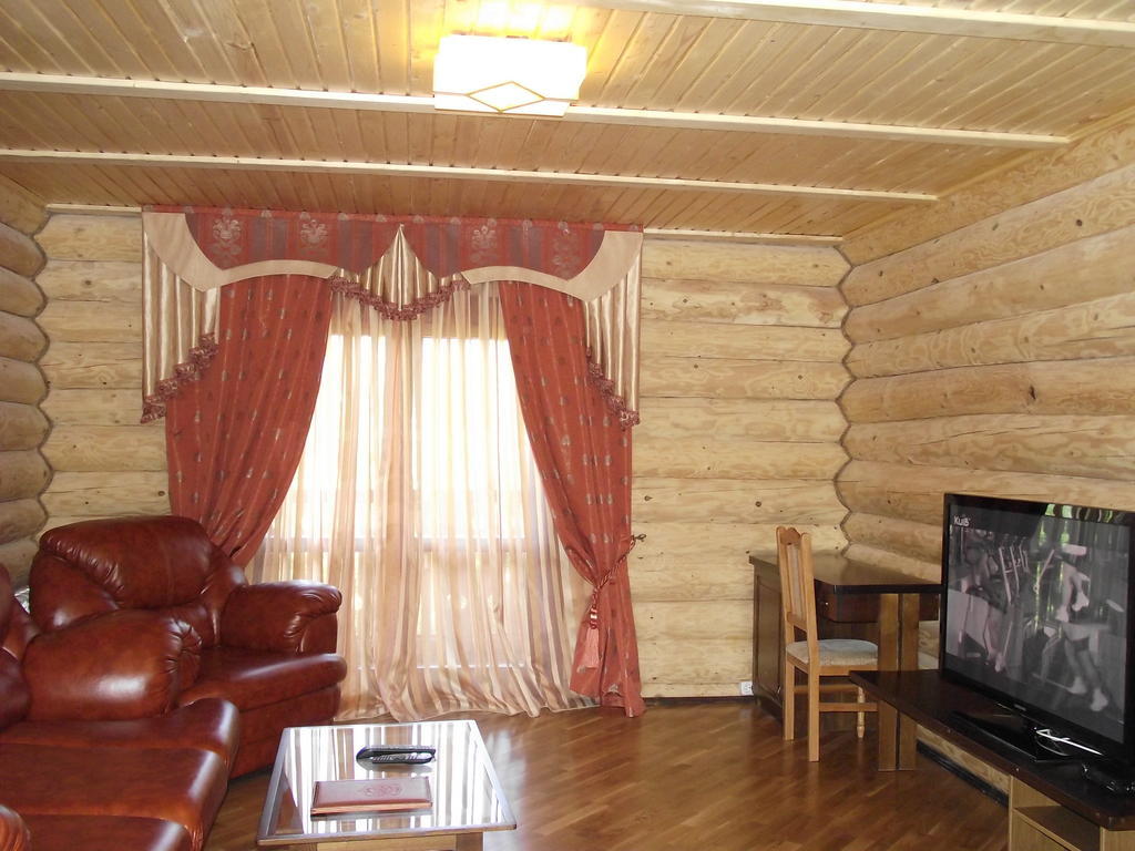 Spa Hotel Zoryani Karpaty Vyshka Bilik gambar